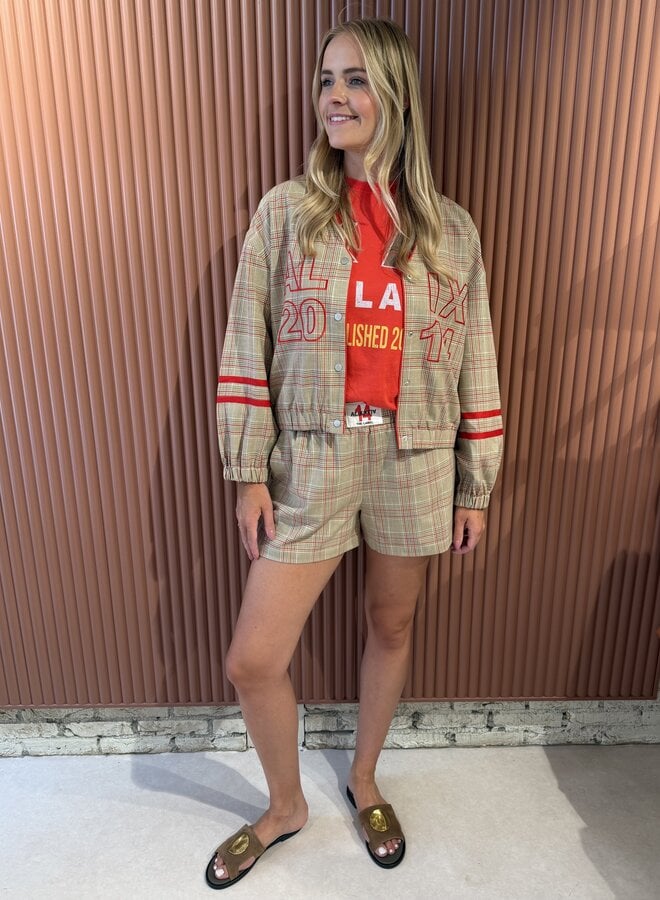 Sporty check bomber | Sand