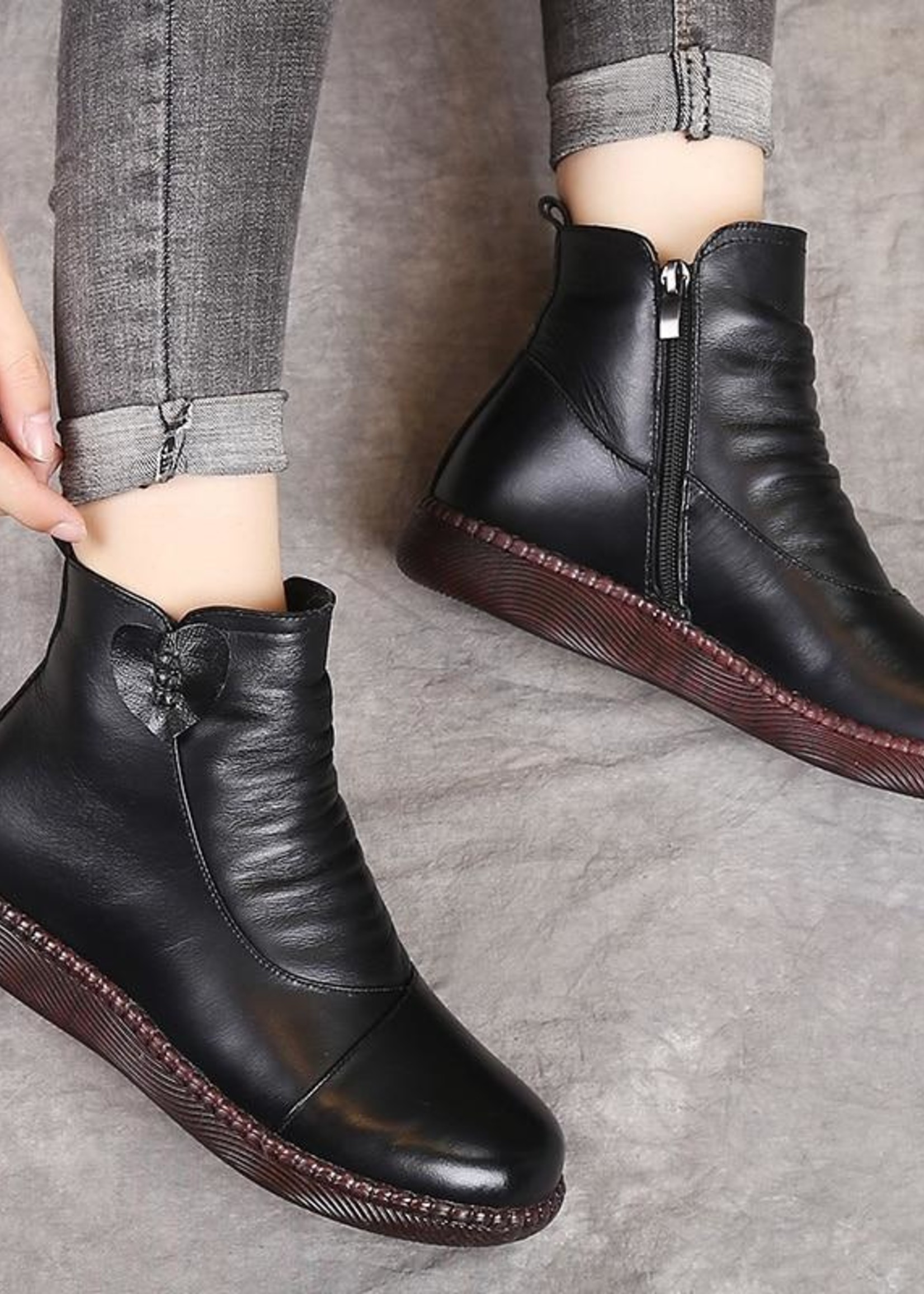 Stevige lederen schoenen met hoogwaardige afwerking - Mode Outlet Rotterdam