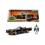 Jada Jada Classic TV Series Batmobile and Batman Metal Car Scale 1:24