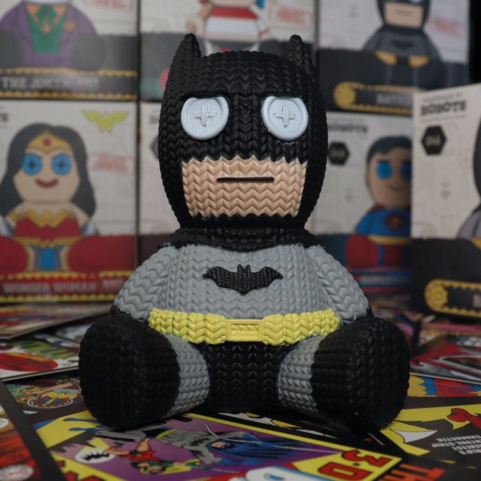 Handmade by Robots Handmade by Robots DC Comics Batman Grey Suit Collectible Vinyl Figure