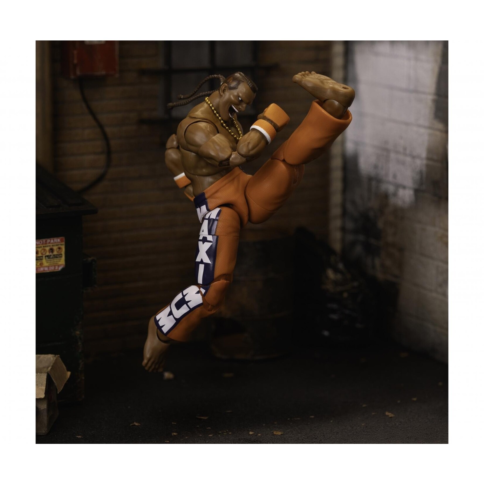 Jada Jada Ultra Street Fighter II Action Figure Dee Jay 15 cm