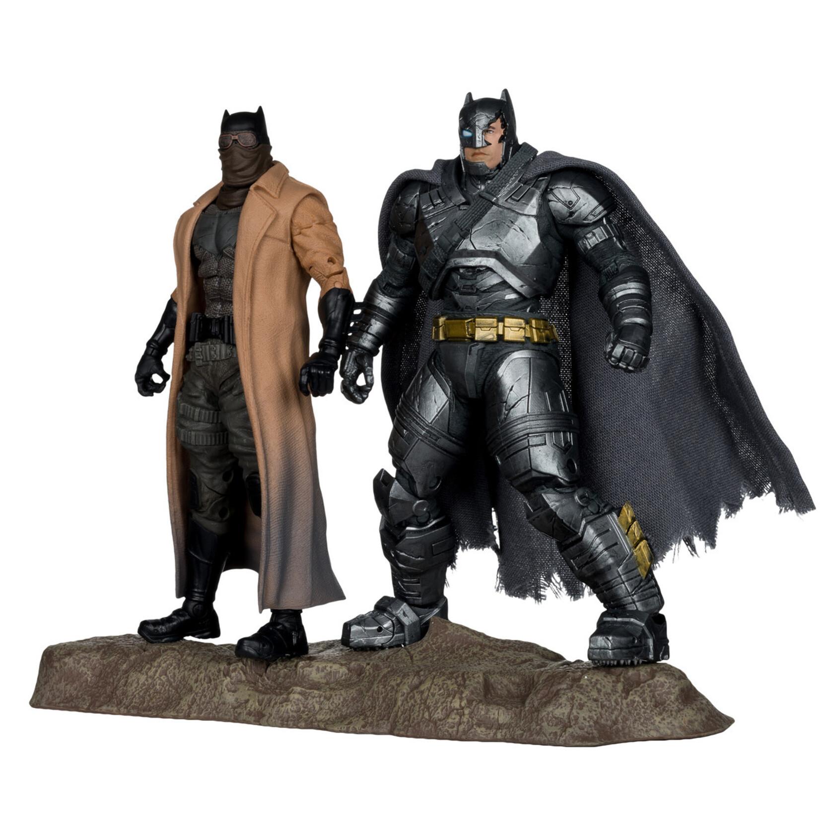 McFarlane Toys McFarlane Collector Edition DC Comics Batman Action Figure Batman Knightmare & Armor Suit (Gold Label) 2-Pack