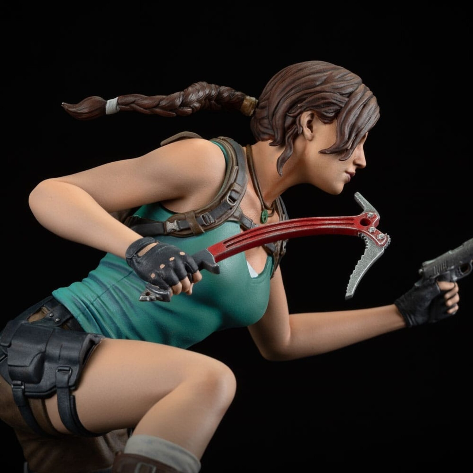 Dark Horse Dark Horse Tomb Raider PVC Statue Lara Croft 24 cm