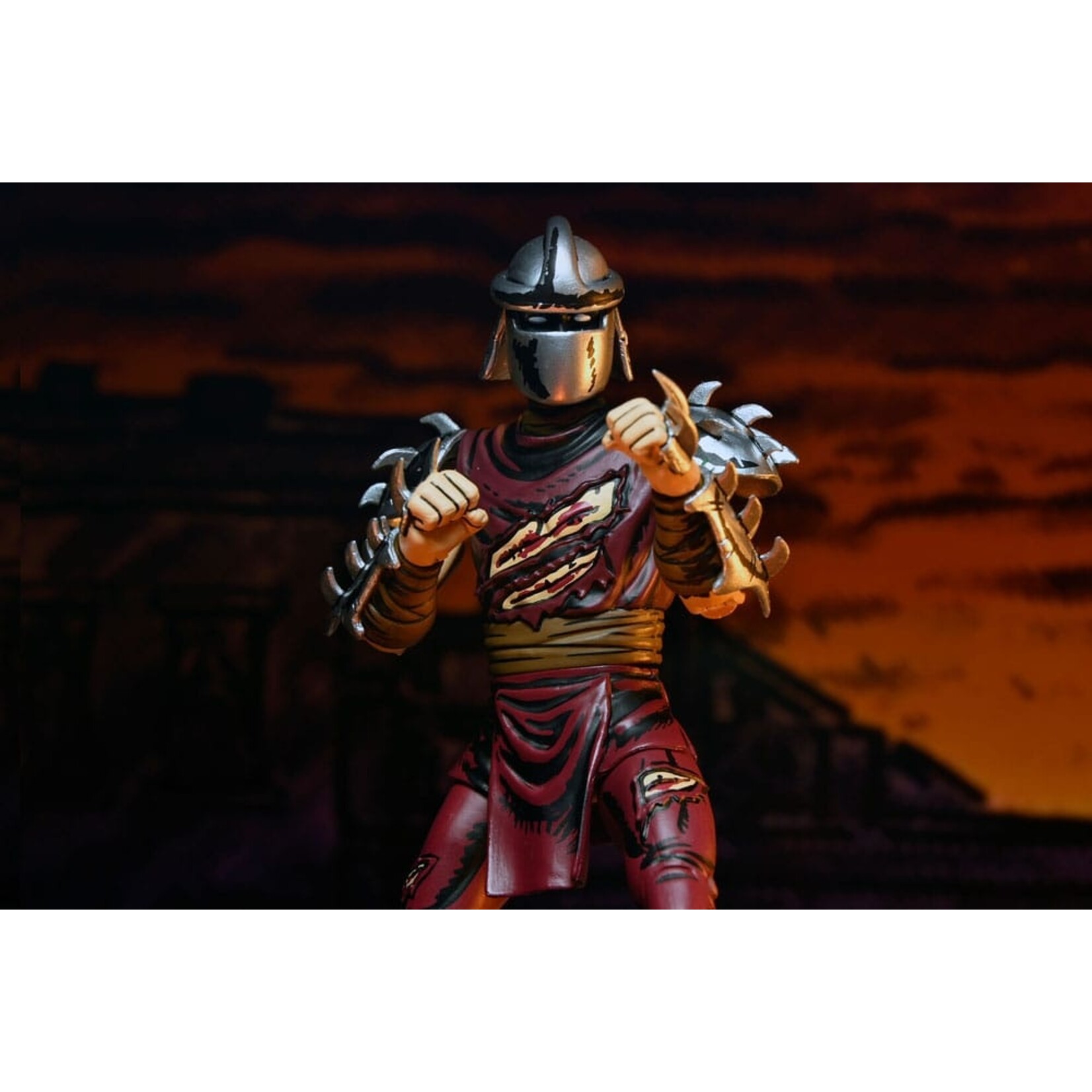 NECA NECA Teenage Mutant Ninja Turtles Action Figure Battle Damaged Shredder 18 cm