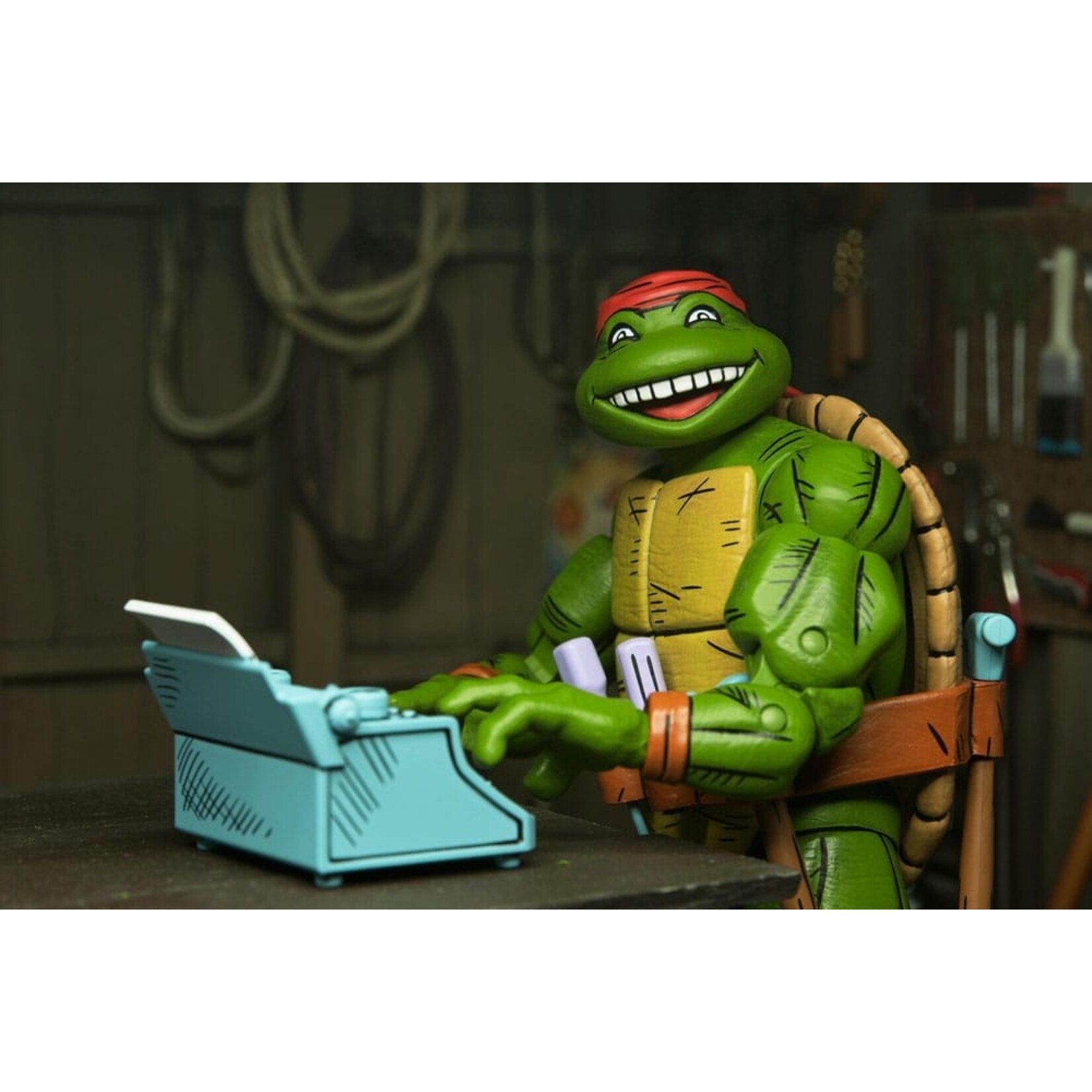 NECA NECA Teenage Mutant Ninja Turtles Action Figure Handyman Donatello 18 cm