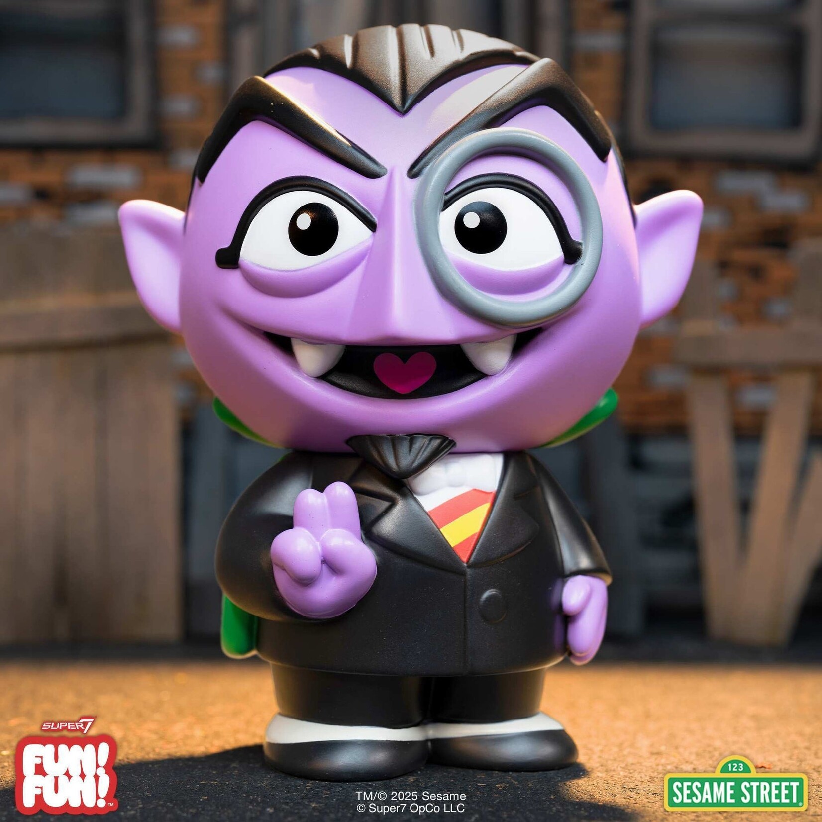 Super7 Super7 Sesame Street Soft Vinyl Figure Count von Count 18 cm