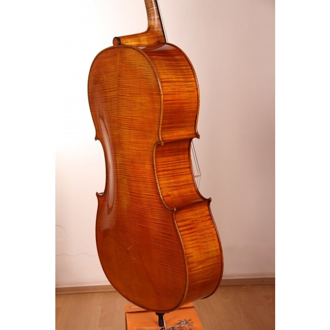Master Cello