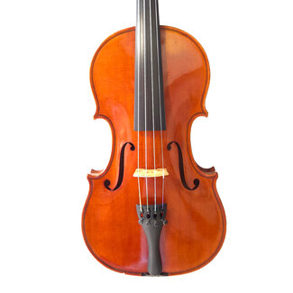 - Violin "Atelier H. Dölling" ca. 1930