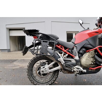 Outback Motortek Ducati Multistrada V4 – Pannier Racks