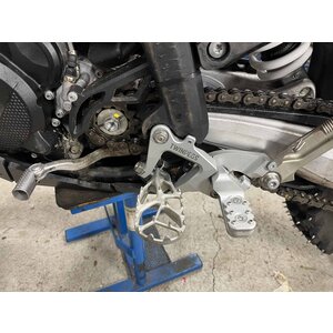 TwinPegs KTM / Husqvarna / Gas Gas enduro motorcycles (2024 and on)