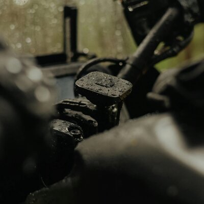 Peak Design Mobile Motorcycle Mount Bar Mount v2 Charging