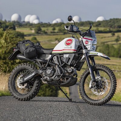 Kriega OS-BASE Adventure Bike