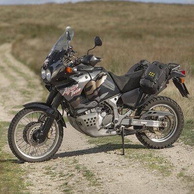 Kriega OS-BASE Adventure Bike