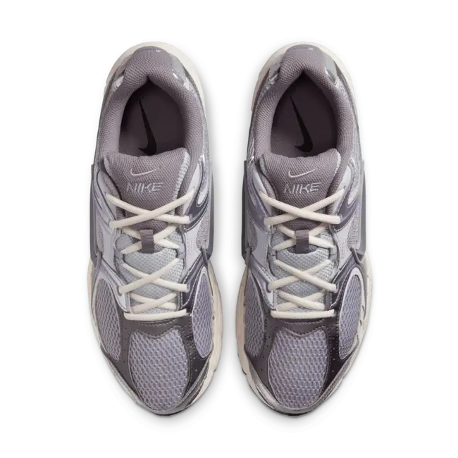 Nike V5 RNR Sneakers