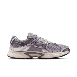 Nike Nike V5 RNR Sneakers
