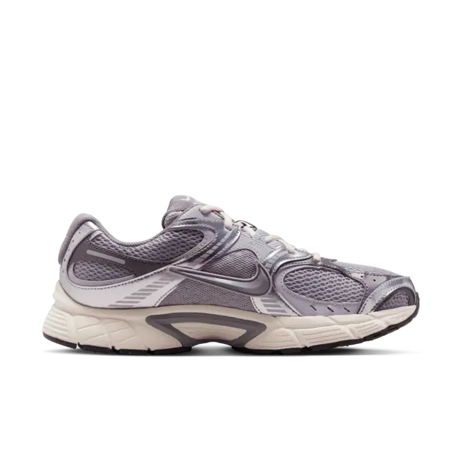 Nike V5 RNR Sneakers