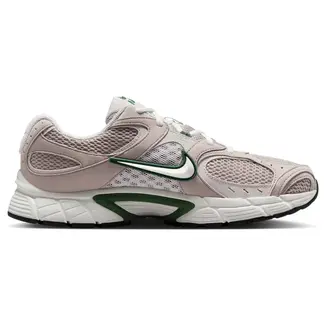 Nike Nike V5 RNR Sneakers