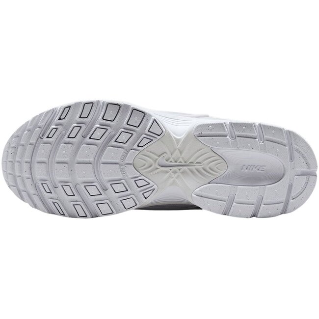 Nike V5 RNR Sneakers