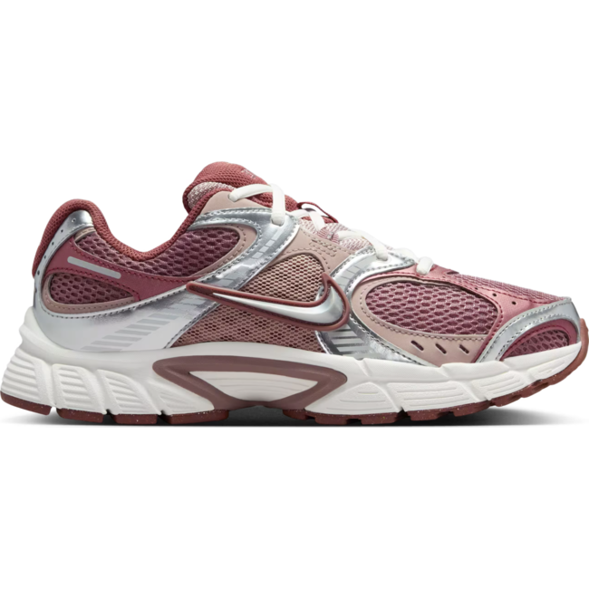 Nike V5 RNR Sneakers