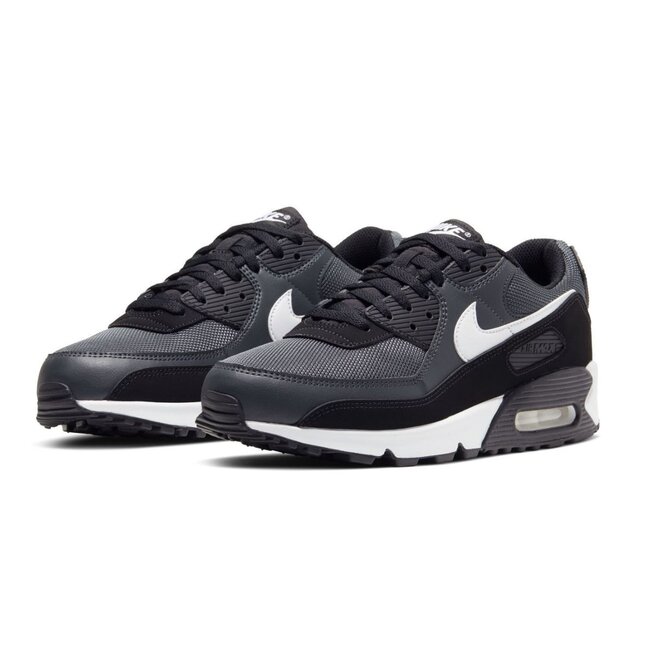 Nike Air Max 90 Sneakers