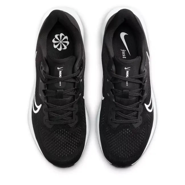Nike Quest 6 Road Hardloopschoenen