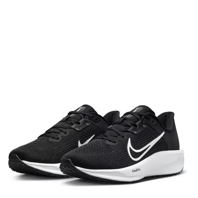Nike Quest 6 Road Hardloopschoenen