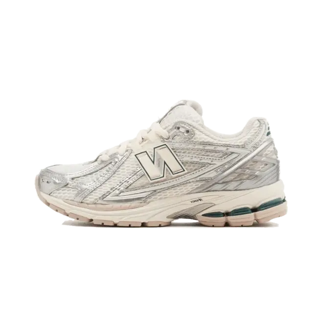 New Balance M1906REE Sneakers