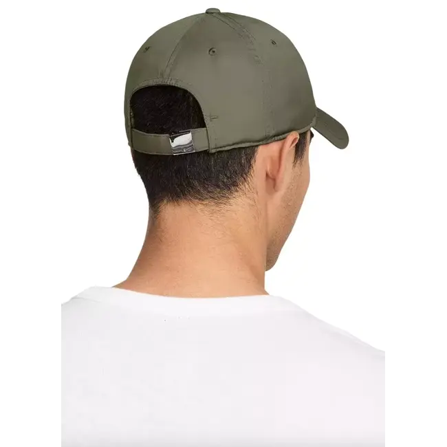 Nike Club Unstructured Metal Swoosh Pet