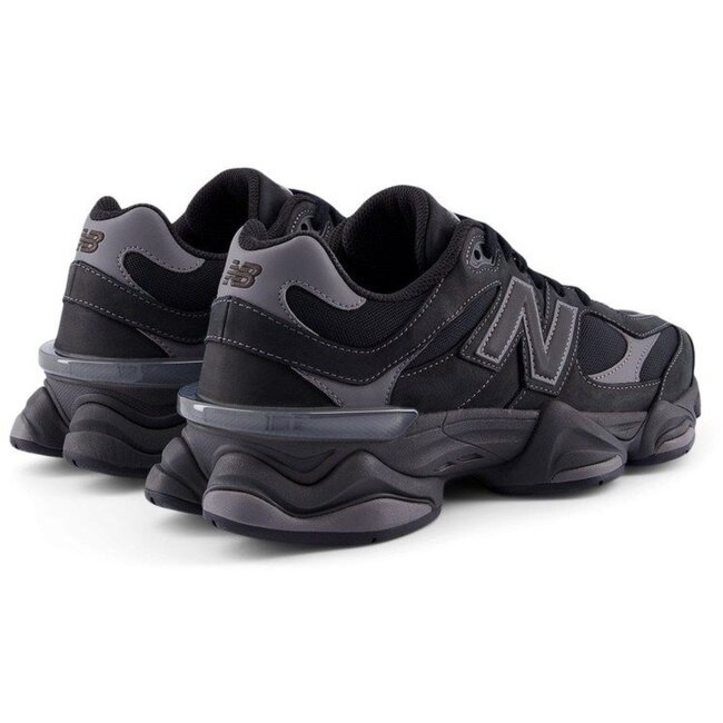 New Balance 9060 Sneakers
