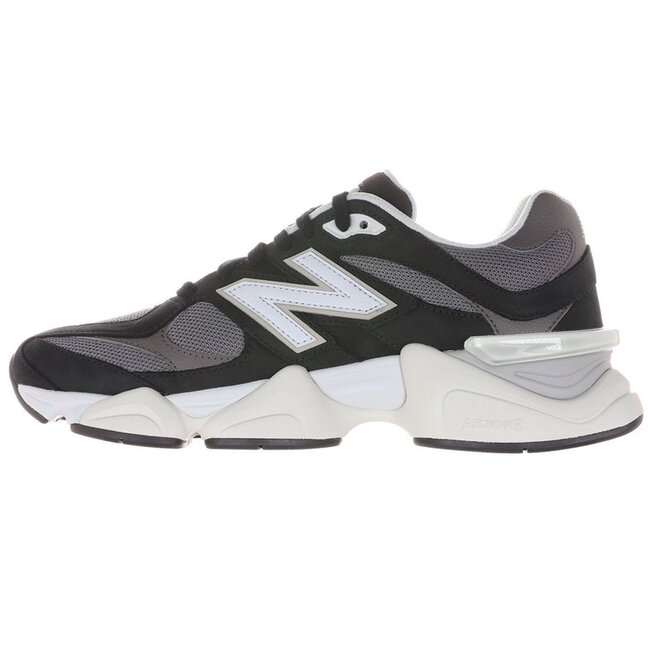 New Balance 9060 Sneakers
