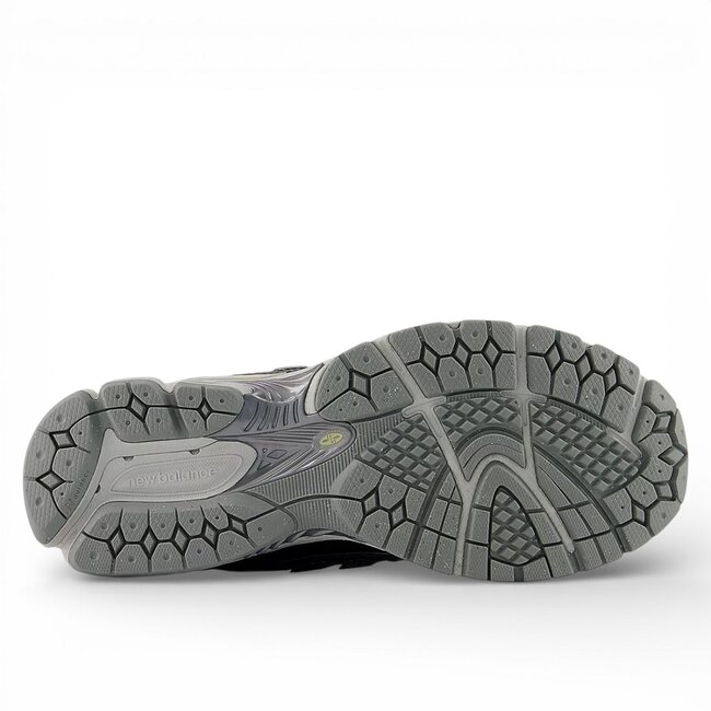 New Balance 1906R Sneakers