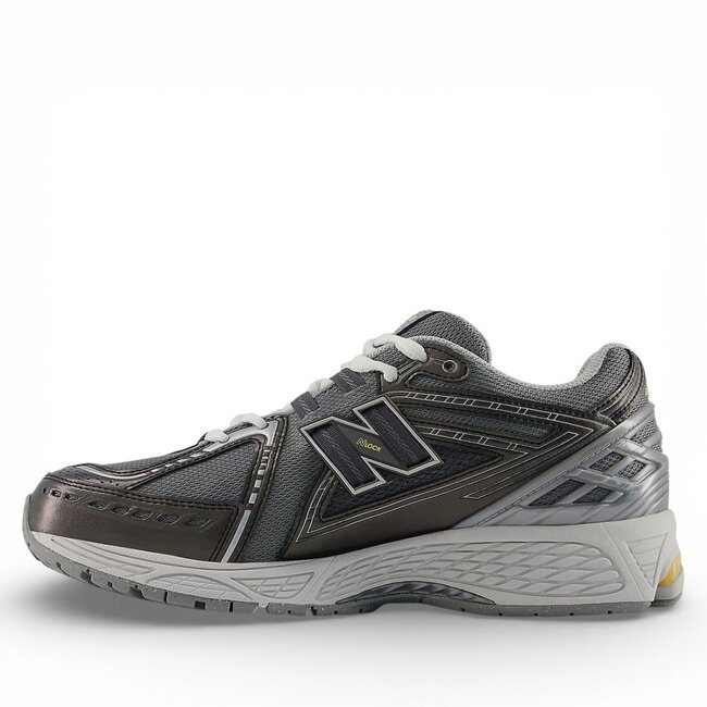 New Balance 1906R Sneakers