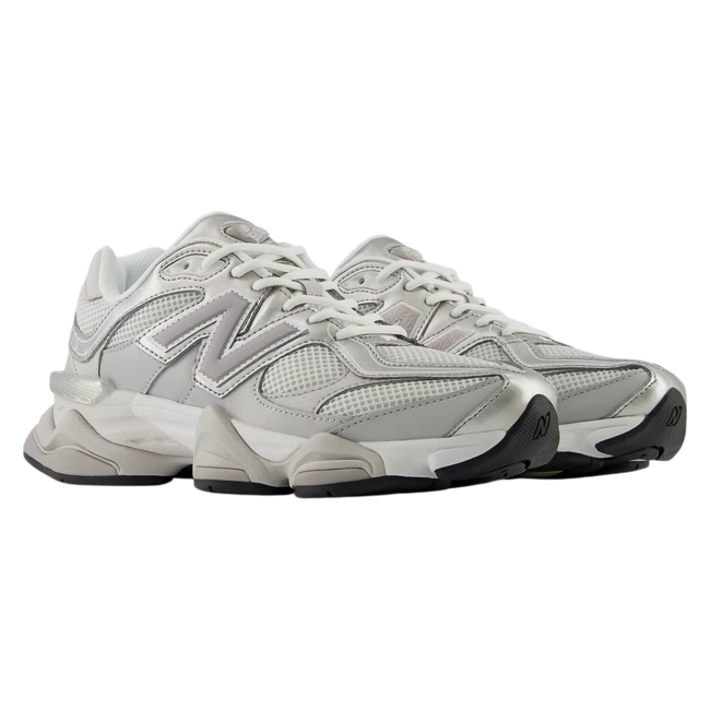 New Balance 9060 Sneakers