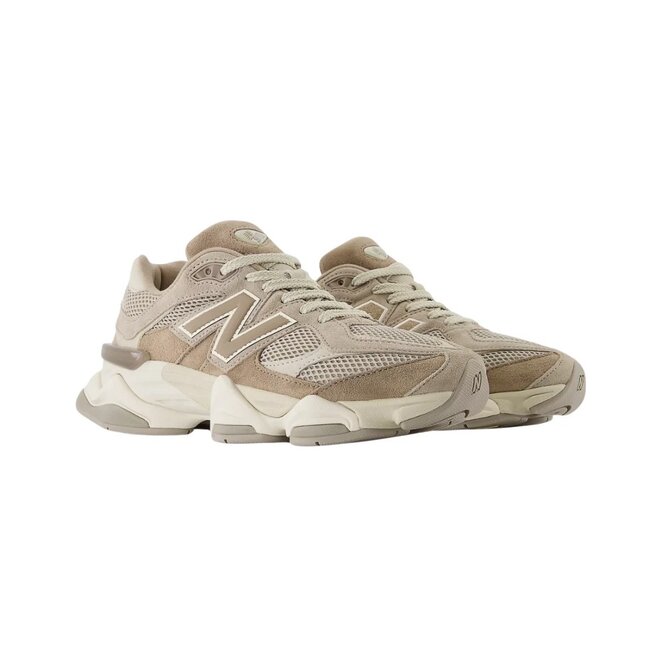 New Balance 9060 Sneakers