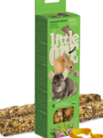 Little One Little One sticks voor cavia's, konijnen, degoes en chinchilla's met weidegras