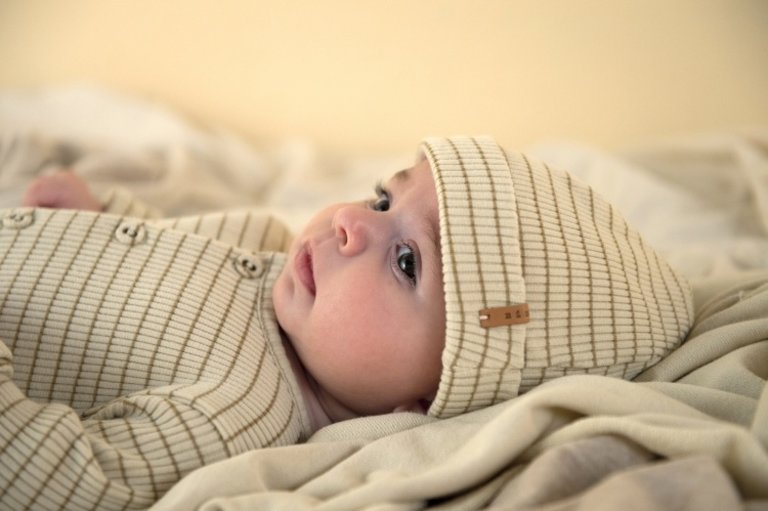 Nixnut Nixnut Rib onesie - Biscuit stripe