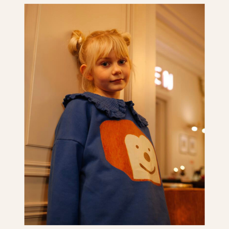 Daily Brat Daily bread sweater - Winter night