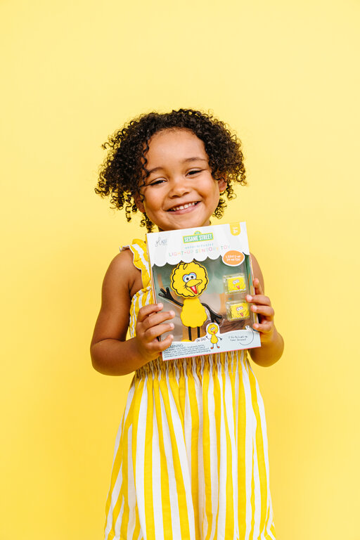 Glo Pals Glo Pals Light Up Sensory Toy Badspeeltje - Sesamstraat Pino