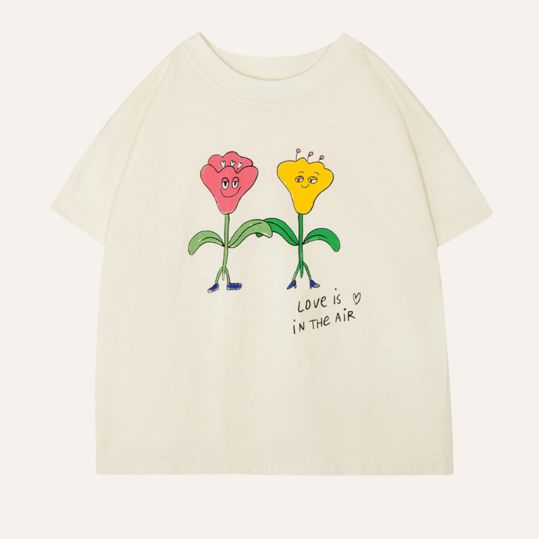 The Campamento Love is in the air kids t-shirt