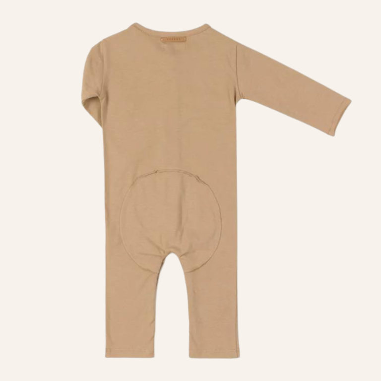 Nixnut Nixnut Butt onesie - Biscuit