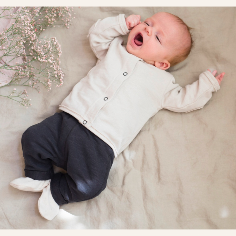 Phil&Phae Phil&Phae Raw-edged baby cardigan - Oatmeal