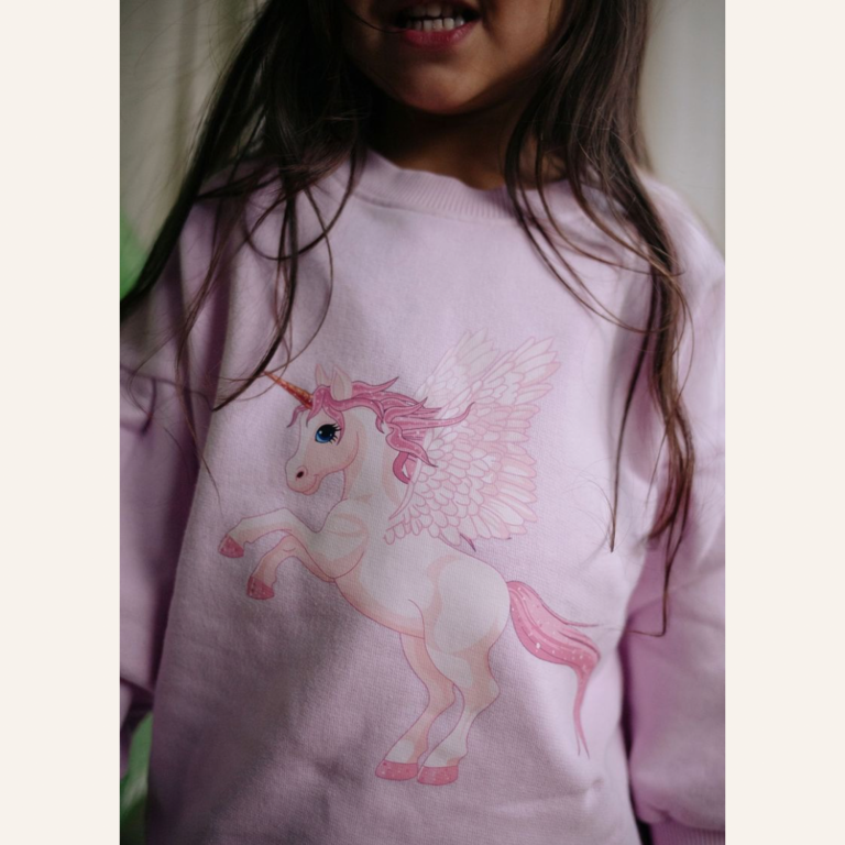Daily Brat Daily Brat Marshmallow unicorn sweatrer - Fluffy pink