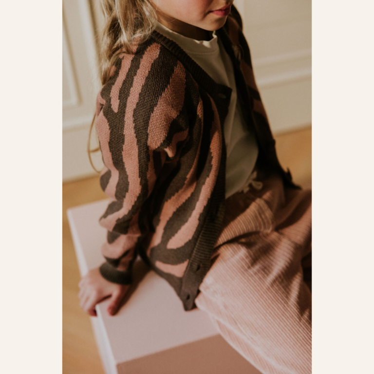 Yuki Yuki Raglan Cardigan - Pink Zebra