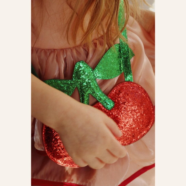 Konges Sløjd Konges Sløjd cherry wallet bag