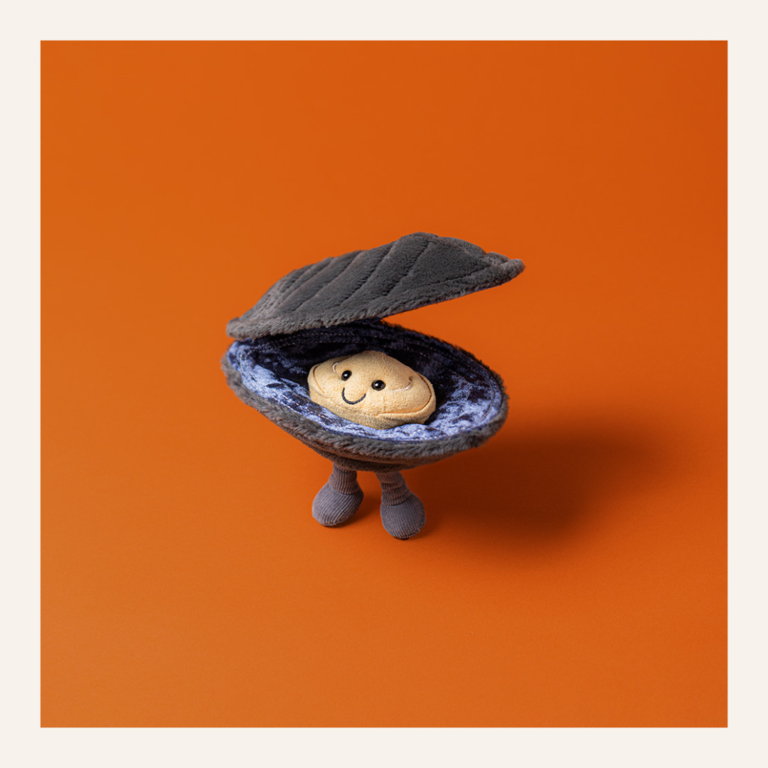 Jellycat Jellycat Amuseables Michelle Mussel