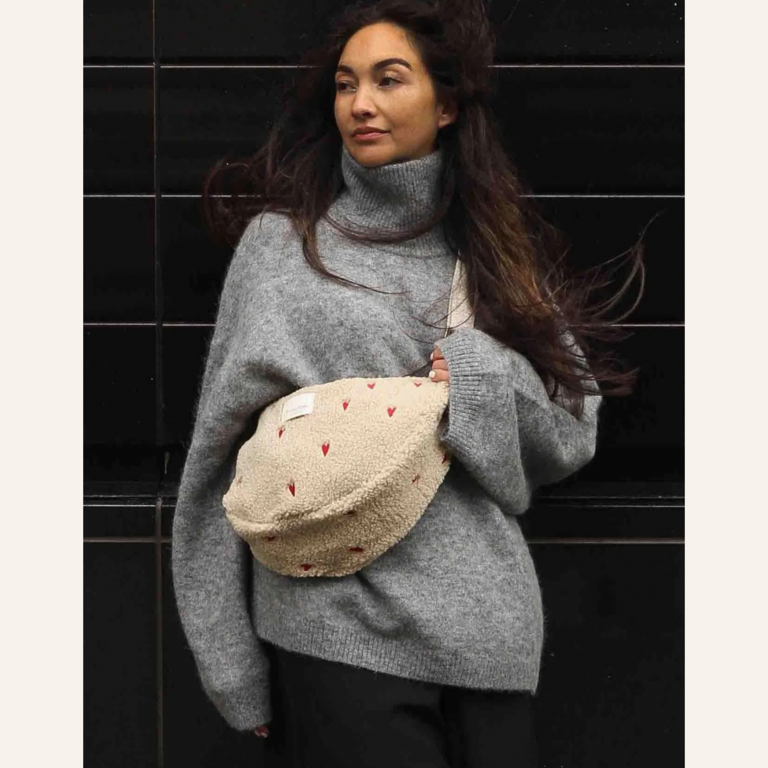 Studio Noos Studio Noos Teddy Adult Fanny Pack | Ecru Hearts