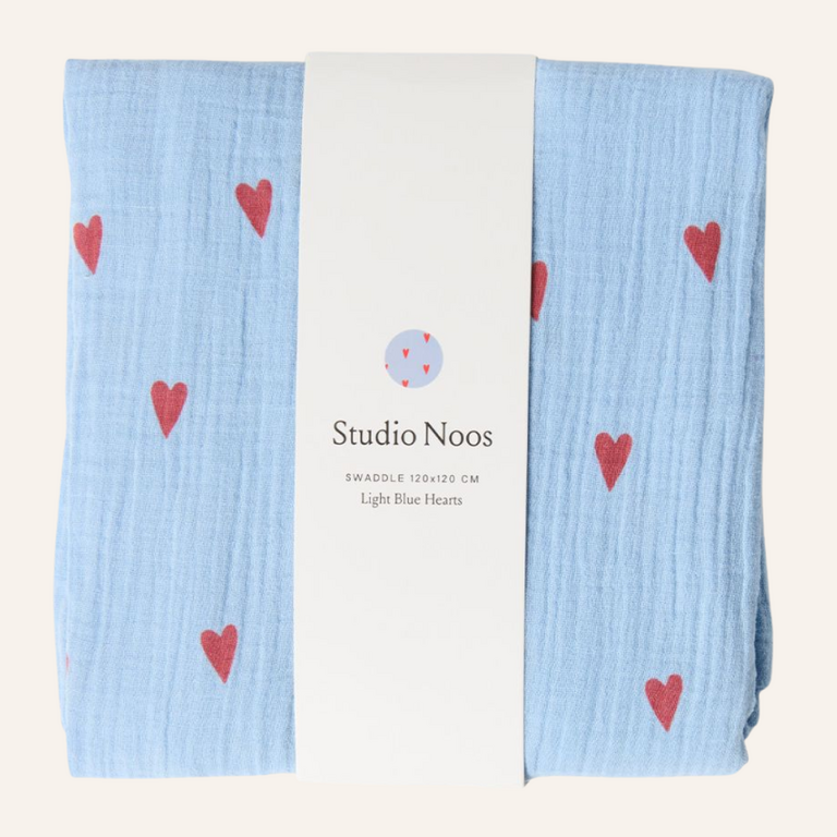 Studio Noos Studio Noos Swaddle Print Large | Light Blue Hearts