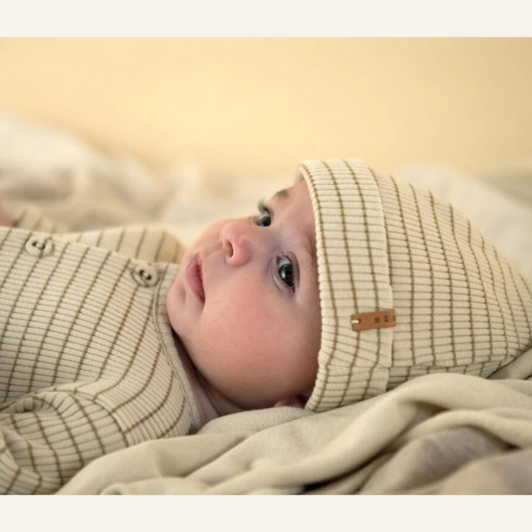 Nixnut Nixnut Newbie hat - Biscuit stripe