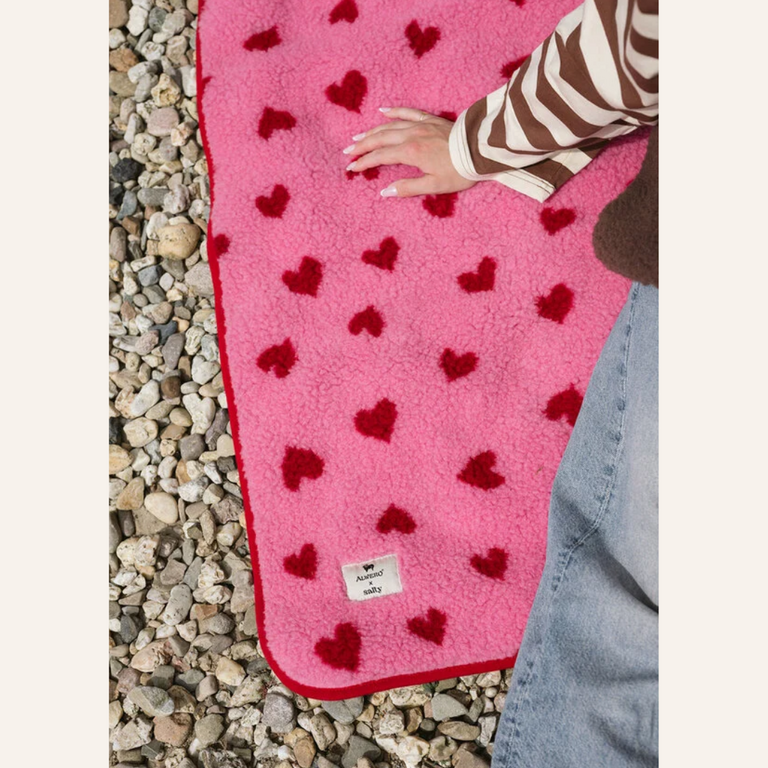 Alwero Alwero x Salty Wiegdeken Bubble Gum Hearts
