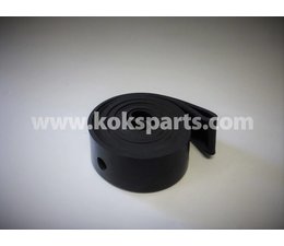 KO102342 - Pakking t.b.v. vloeistof deksel. Afmeting: 900x80x5mm. 22x gat 17mm